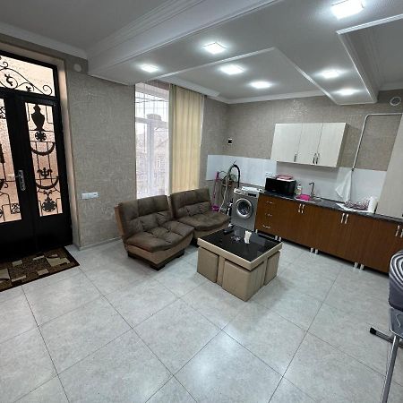 Hotel Elit Ninotsminda Bagian luar foto