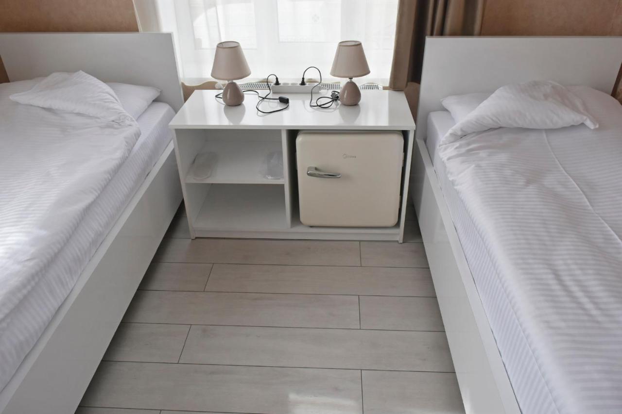 Hotel Elit Ninotsminda Bagian luar foto